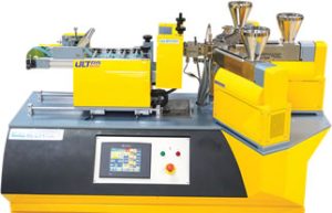 NEW ULTRA MICRO 3-LAYERS,3 EXTRUDERS CO-EX CHILL ROLL LINE